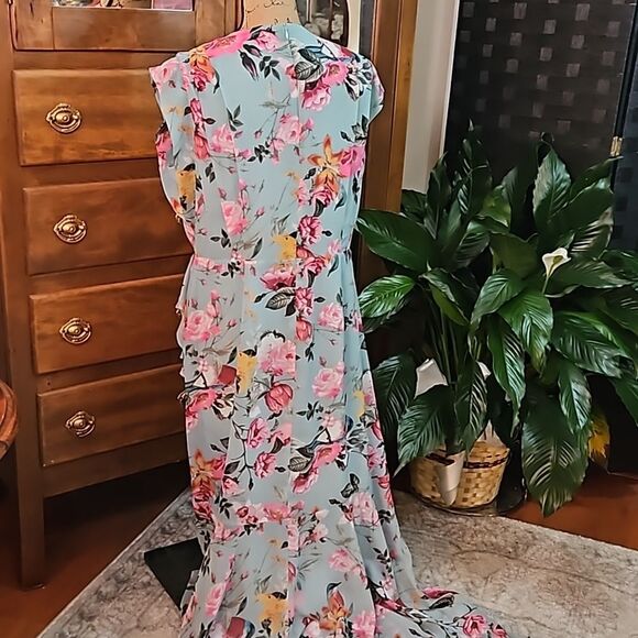 Eliza J Floral Faux Wrap Dress in Pastel Colors size 14 - Picture 8 of 13